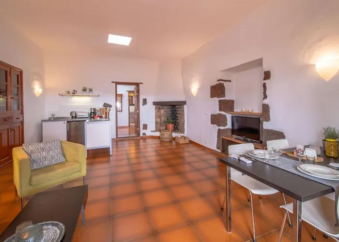 Casa Margarita 2 בית נופש Mala