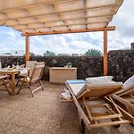 Casa Margarita 2 Mala